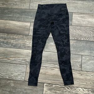 11. Lulu Camo Aligns